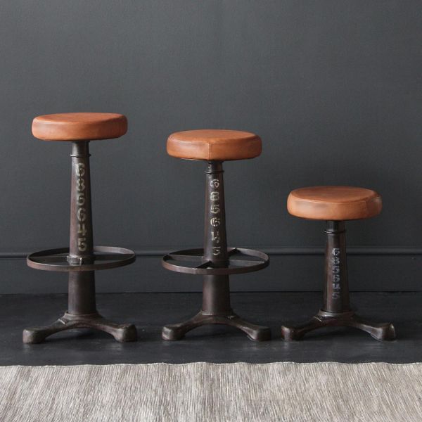 7 Tips for Selecting the Perfect Bar Stools for Your Pub Business