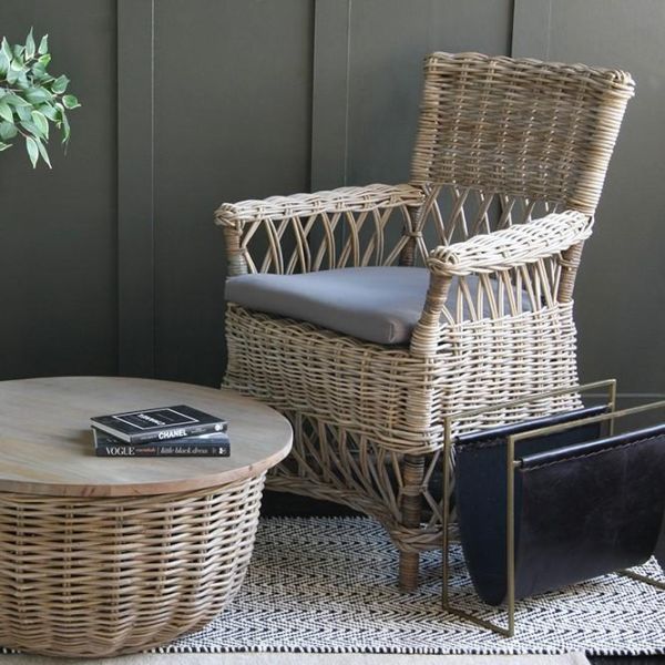 Rattan round coffee table with storage for small apartment