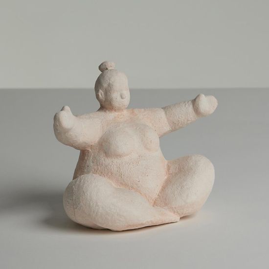 Lady Ornament Statue - Cream Stone Effect Cement Sculptural - 25cm