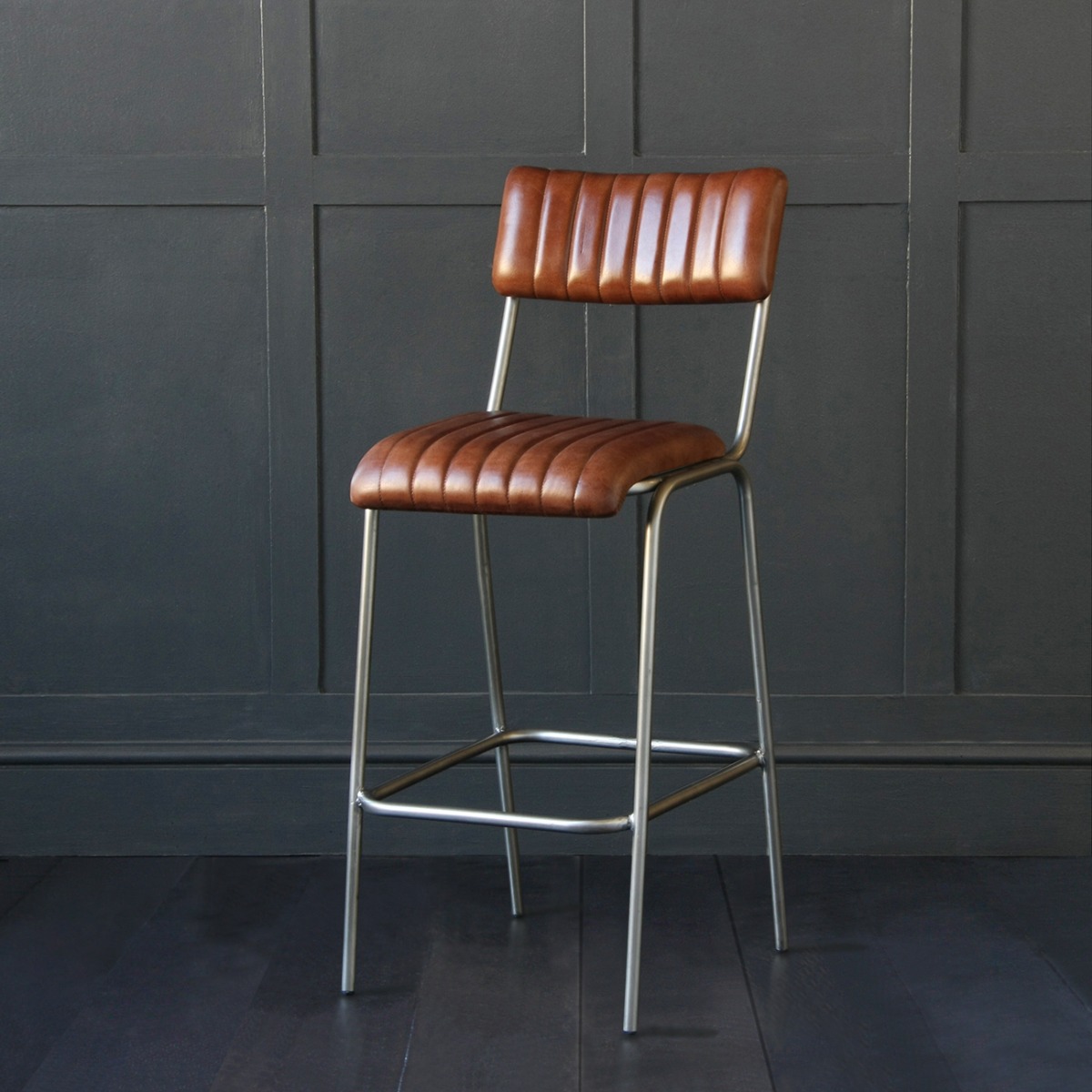 Our Diner Bar Stool boasts an effortless sense of mid-century style